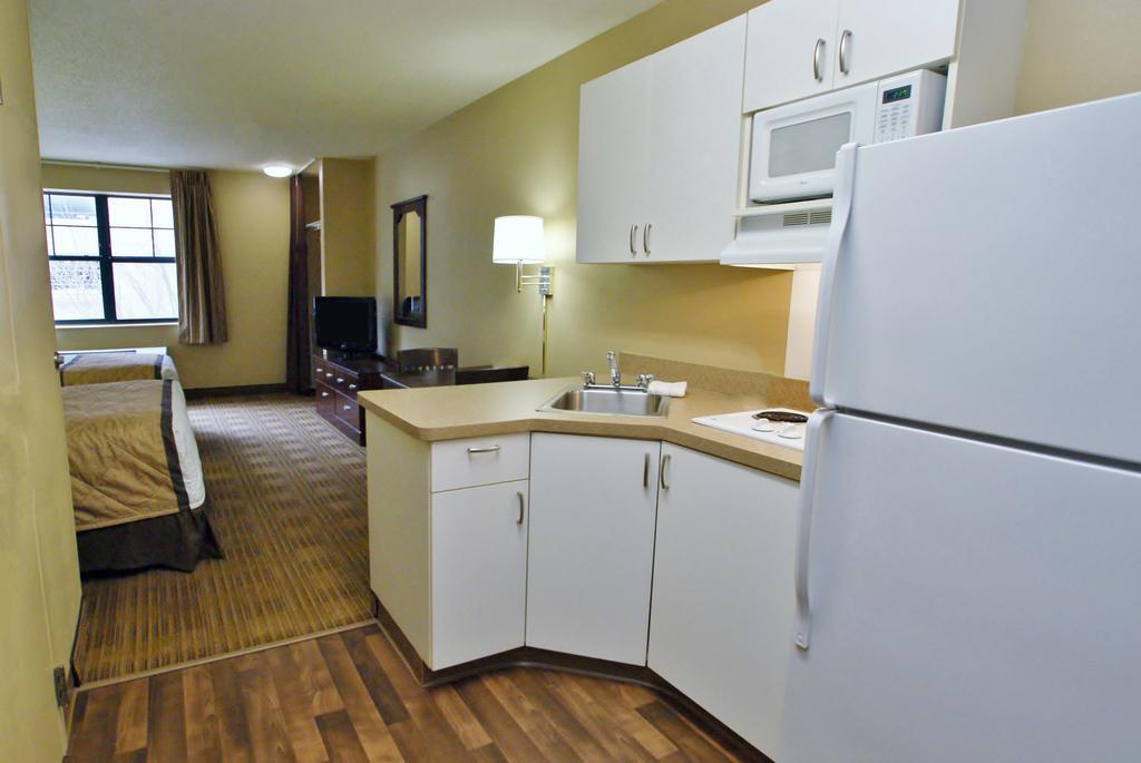 Extended Stay America Select Suites - Des Moines - Urbandale Clive Exterior foto